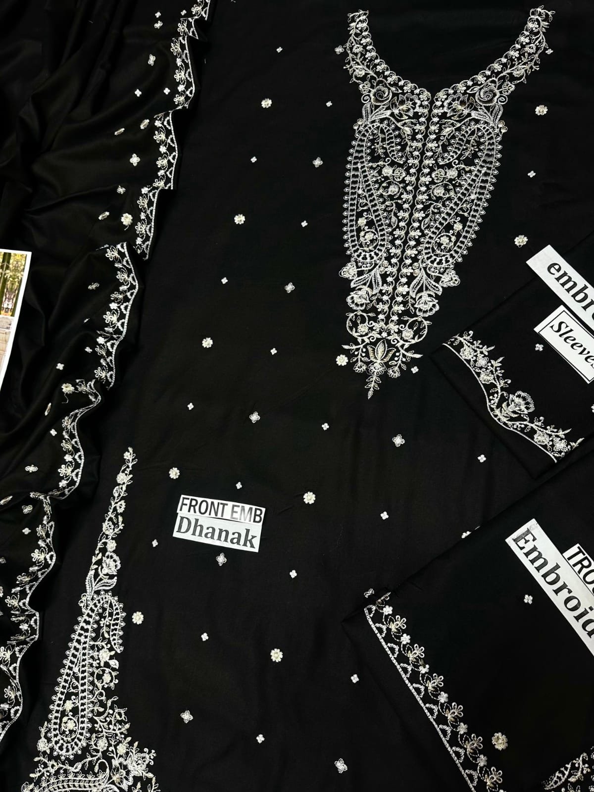 Gul e Noor – Black Embroidered Dhanak 3PC Image 2