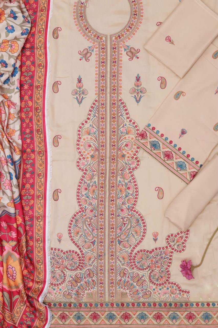 Mehr e Kashish Embroidered Dhanak 3-Piece Suit with Digital Printed Wool Shawl Image 4